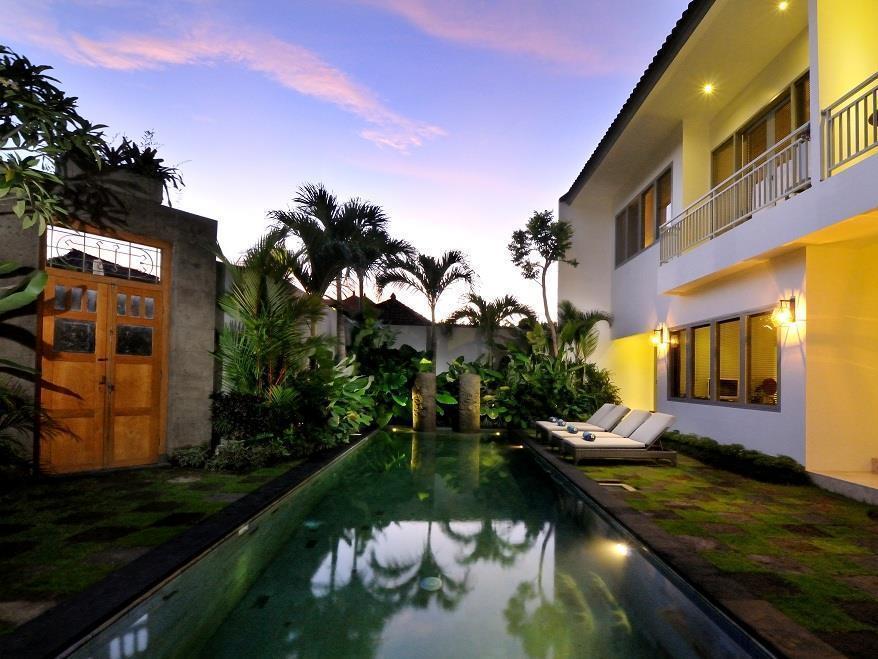 Room & Vespa 2 Seminyak Zewnętrze zdjęcie