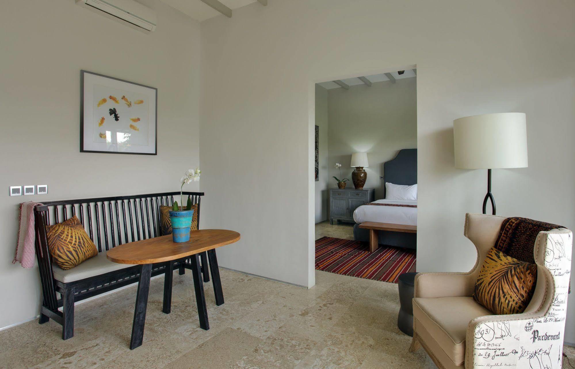 Room & Vespa 2 Seminyak Zewnętrze zdjęcie